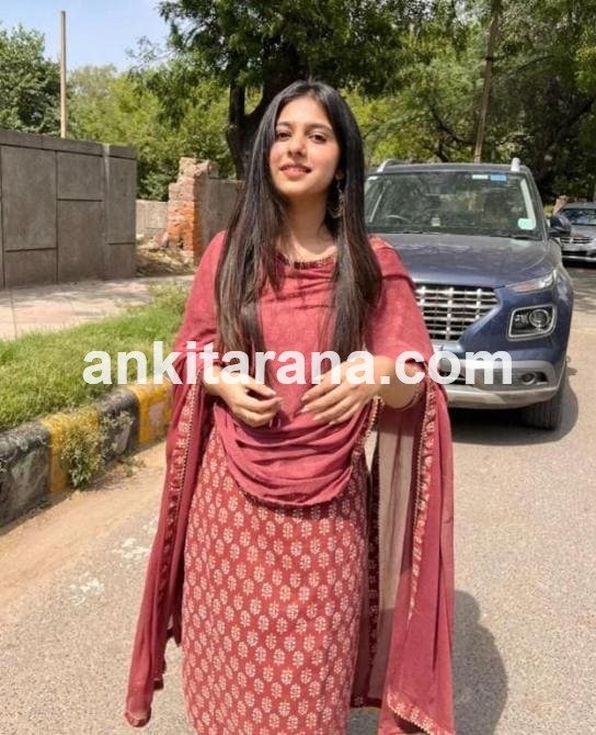 Call Girls in Connaught Place